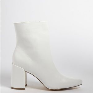 Sold on insta Never worn!!! Faux leather